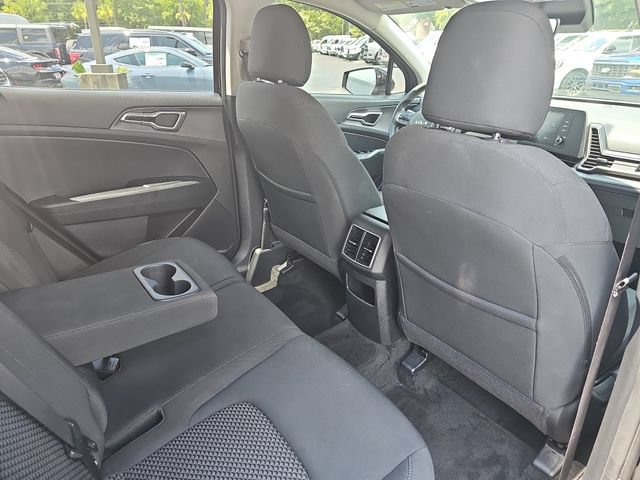 Used 2024 Kia Sportage LX FWD image 11