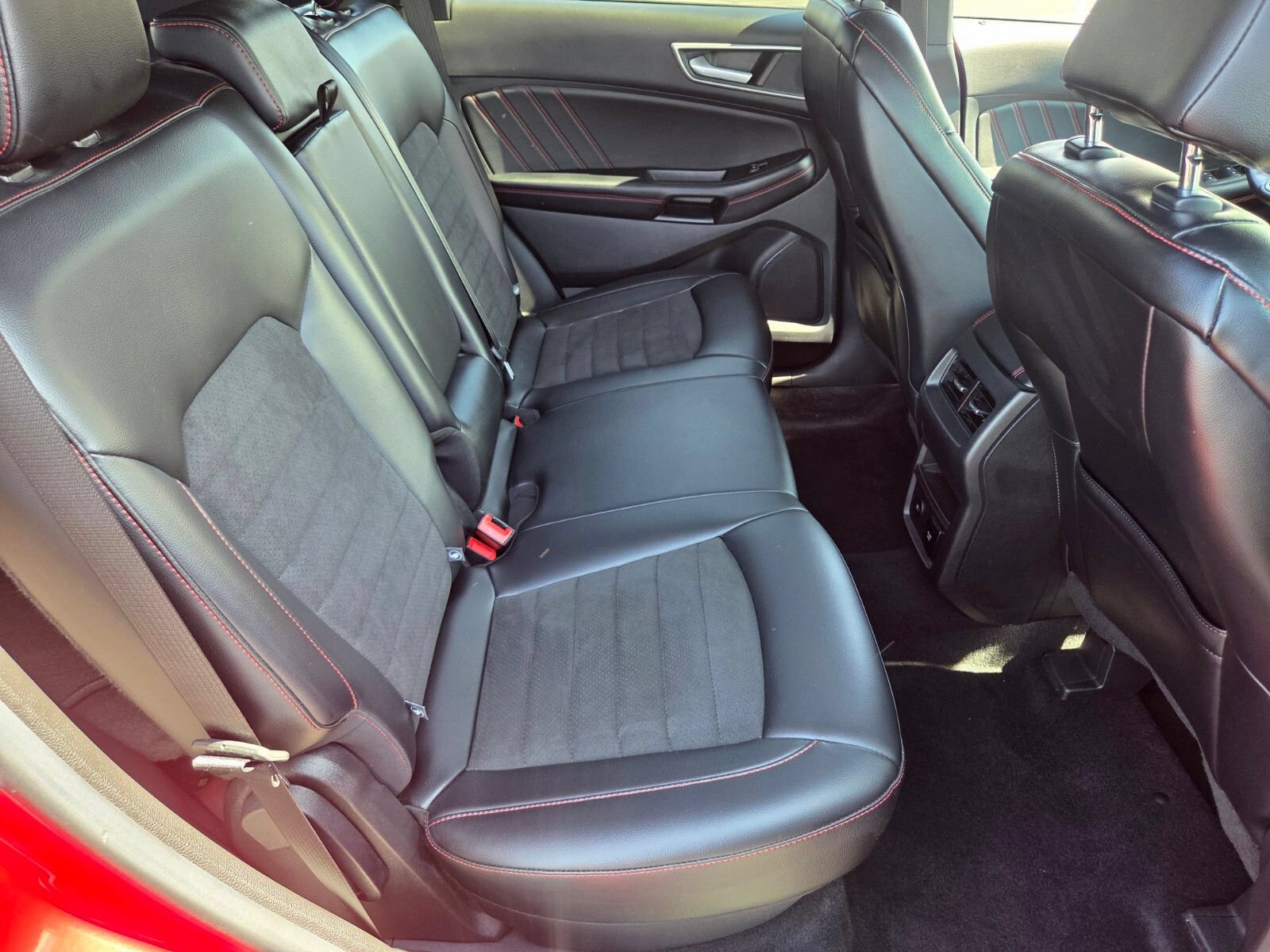 Certified 2023 Ford Edge ST-Line AWD/4WD image 14