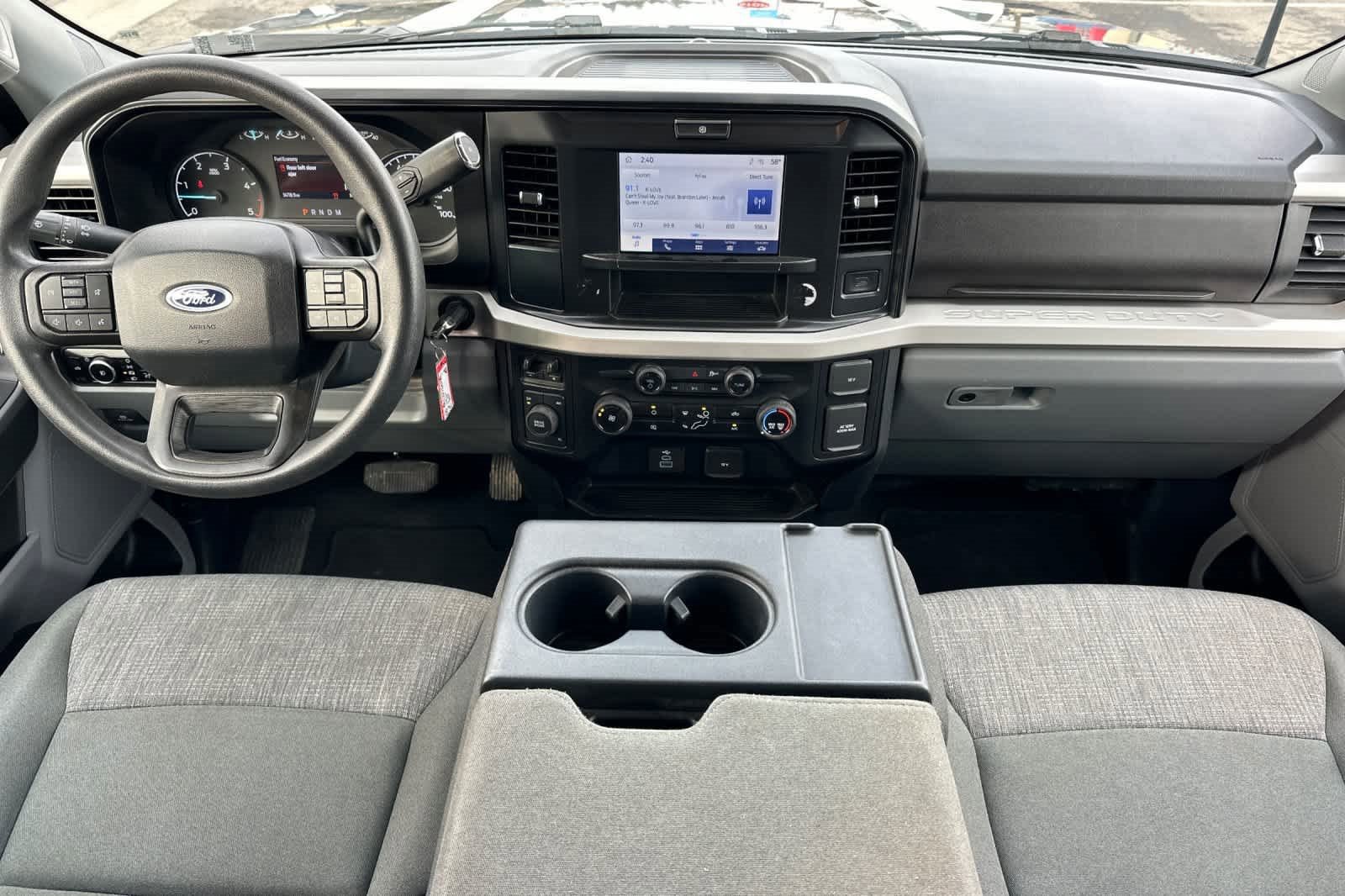 Certified 2025 Ford F250 XLT image 8