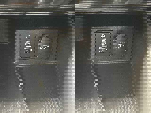 Certified 2024 Ford Escape Platinum image 32