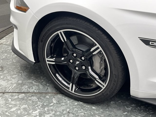 Certified 2019 Ford Mustang GT Premium w/ Equipment Group 401A RWD image 33