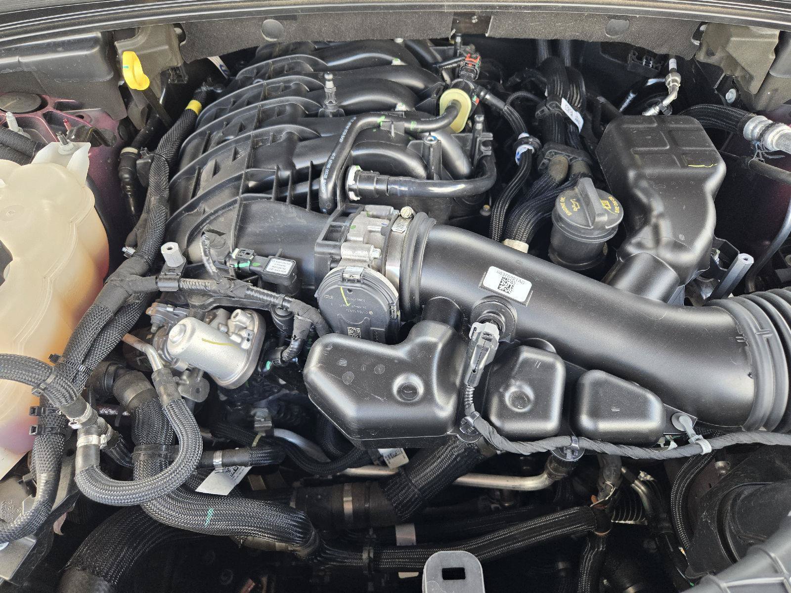 Used 2025 Jeep Grand Cherokee Laredo X RWD image 31