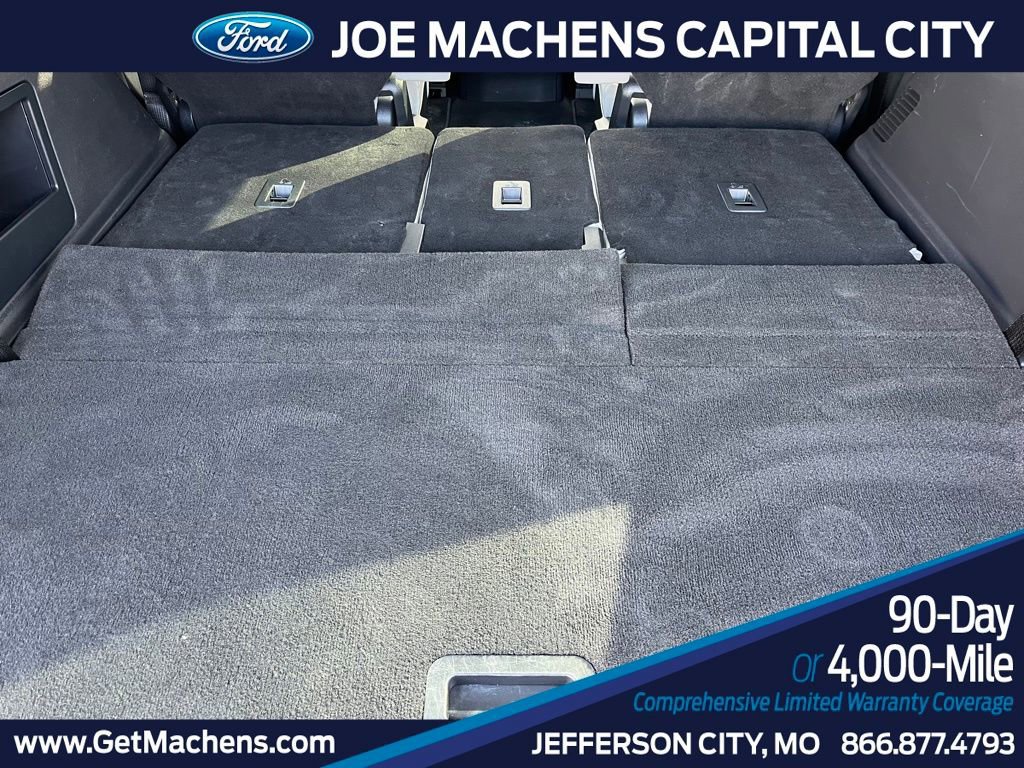 Certified 2025 Ford Expedition Active image 9