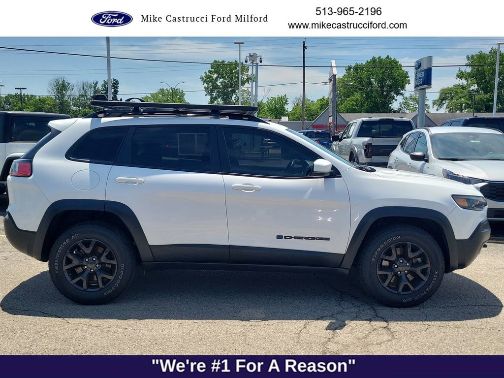Used 2020 Jeep Cherokee Latitude AWD/4WD image 6