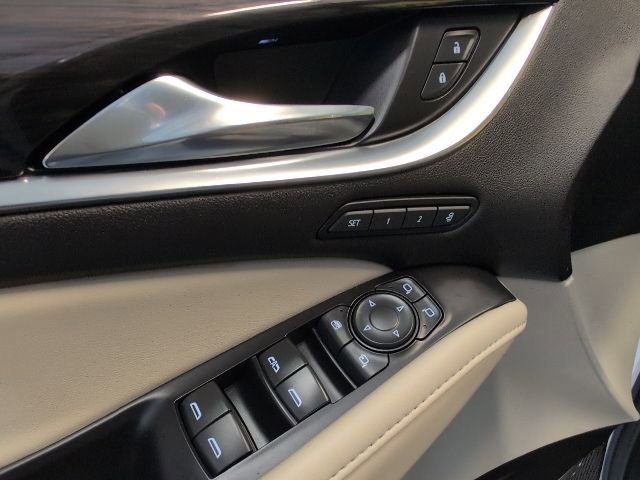 Used 2021 Buick Enclave Premium image 16