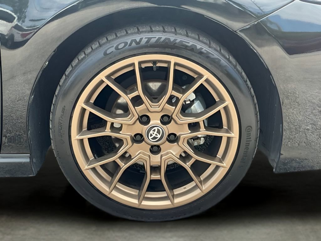 Used 2024 Toyota Camry SE w/ Convenience Package FWD image 15