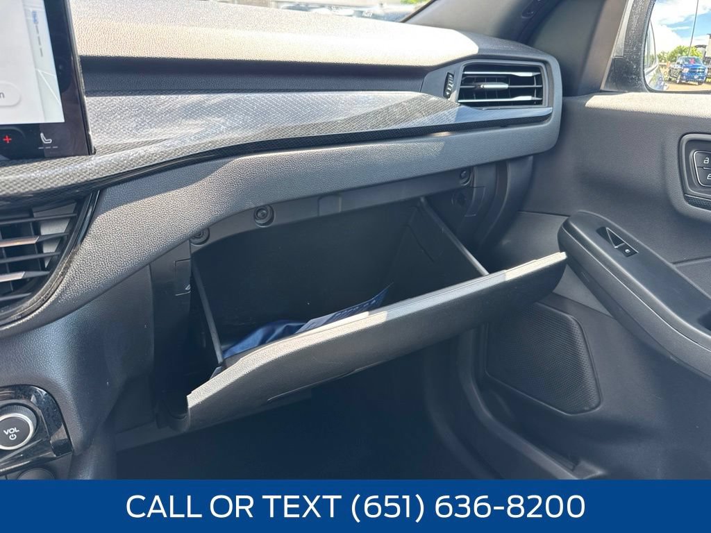 Certified 2023 Ford Escape ST-Line Elite AWD/4WD image 18