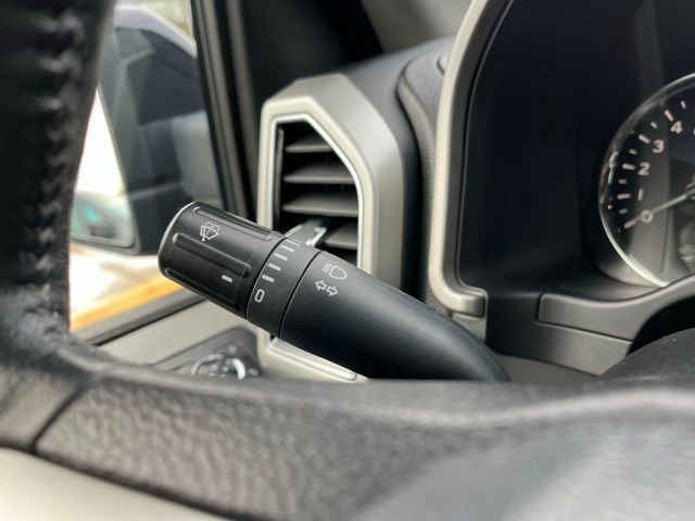 Certified 2018 Ford F150 Lariat image 49