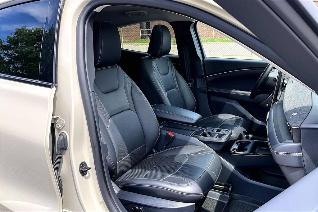 Certified 2025 Ford Mustang Mach-E Premium AWD/4WD image 7