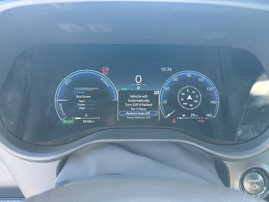 Used 2025 Toyota Sienna XSE AWD/4WD image 26