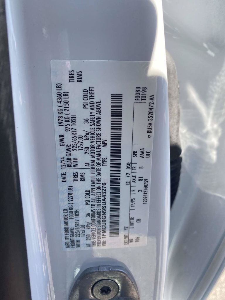 Certified 2025 Ford Escape Active FWD image 19