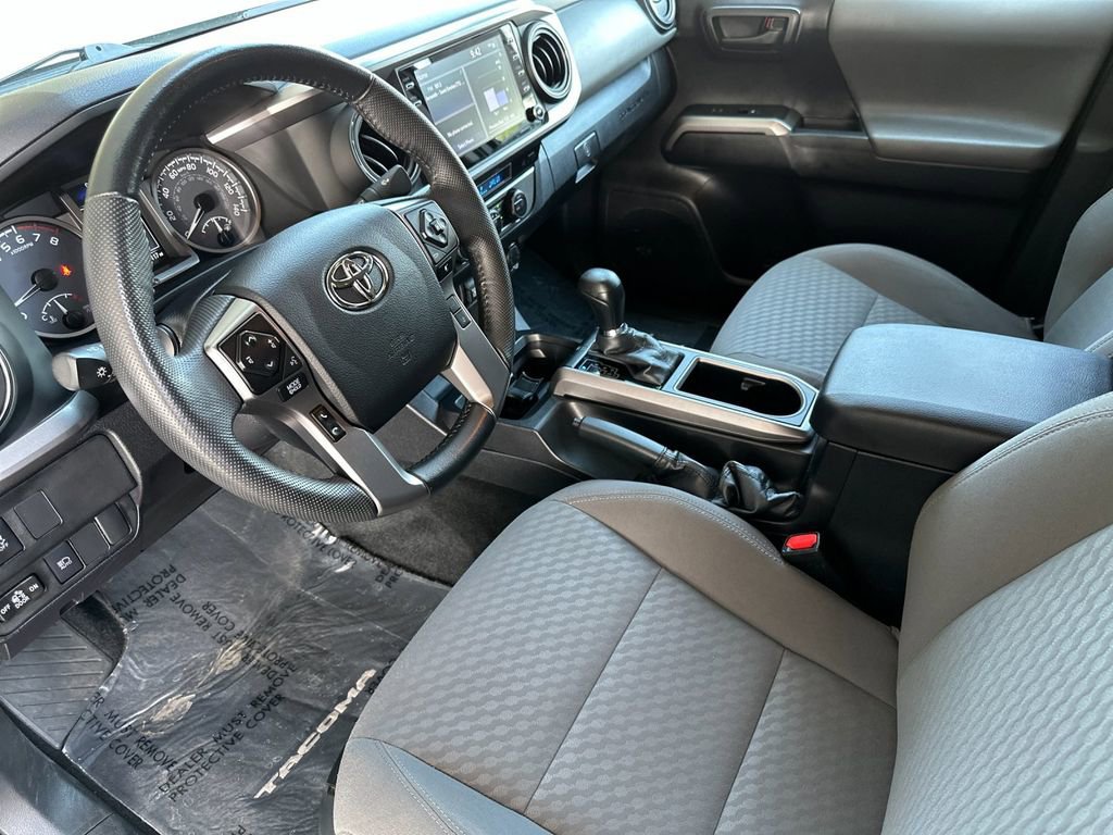 Used 2023 Toyota Tacoma SR5 RWD image 9