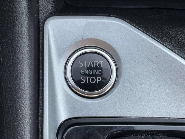 Used 2025 Nissan Altima 2.5 SV FWD image 27