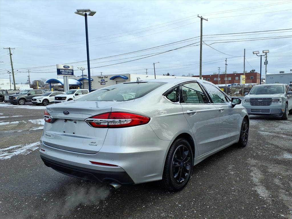 Certified 2019 Ford Fusion SE image 6