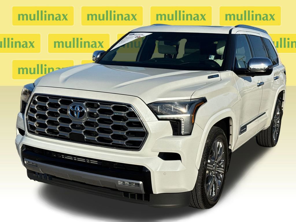 Used 2023 Toyota Sequoia Capstone image 5