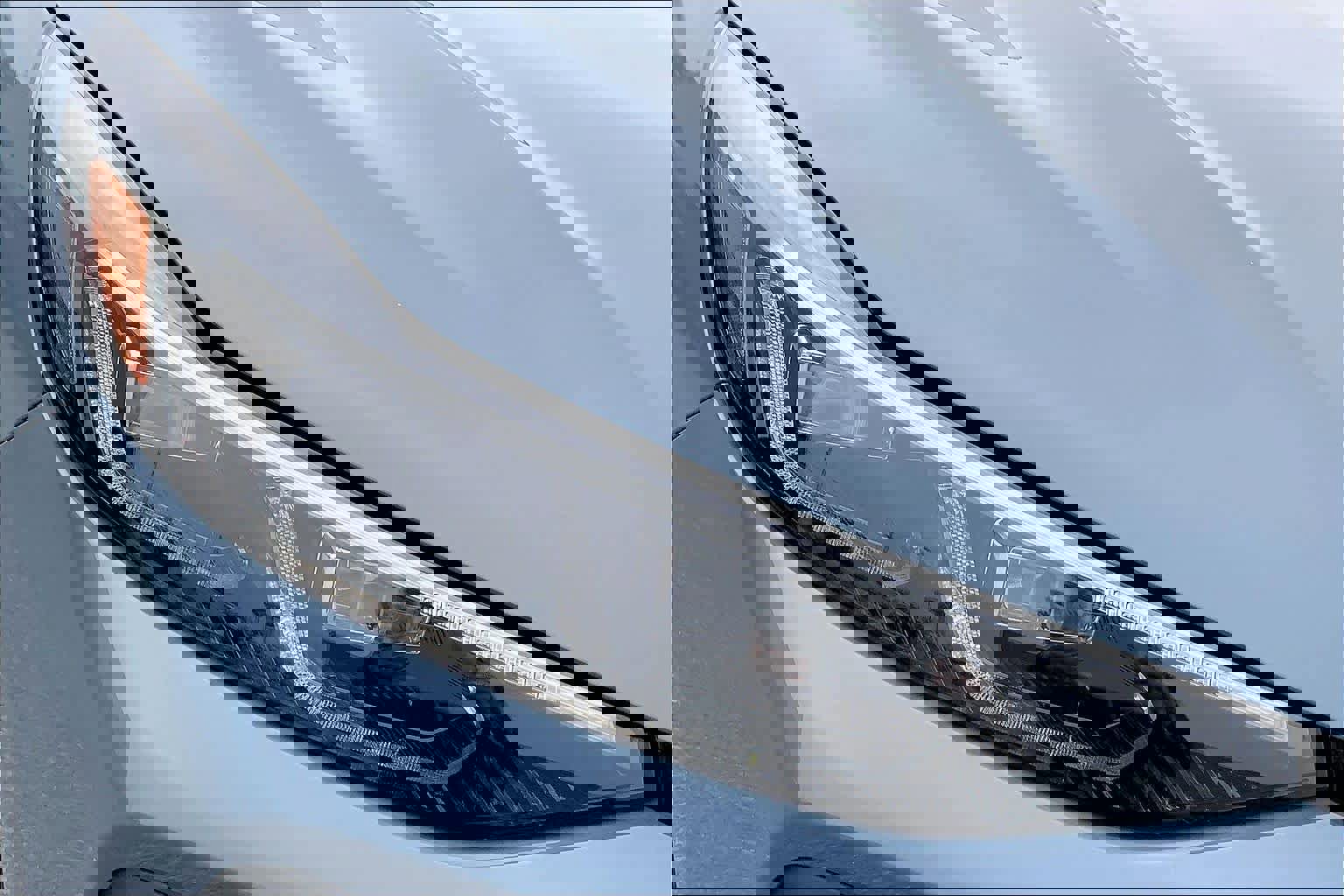 Certified 2025 Ford Escape SE w/ PHEV Premium Package image 27