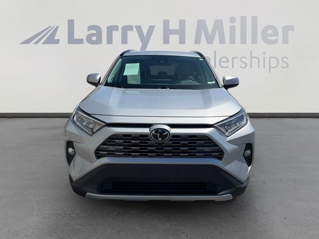 Used 2020 Toyota RAV4 Limited AWD/4WD image 8