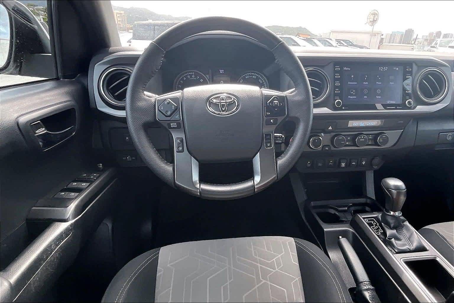 Used 2023 Toyota Tacoma TRD Off-Road w/ Technology Package AWD/4WD image 14