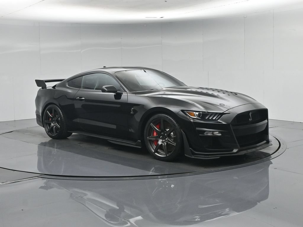 Certified 2022 Ford Mustang Shelby GT500 w/ Carbon Fiber Track Pack RWD image 27
