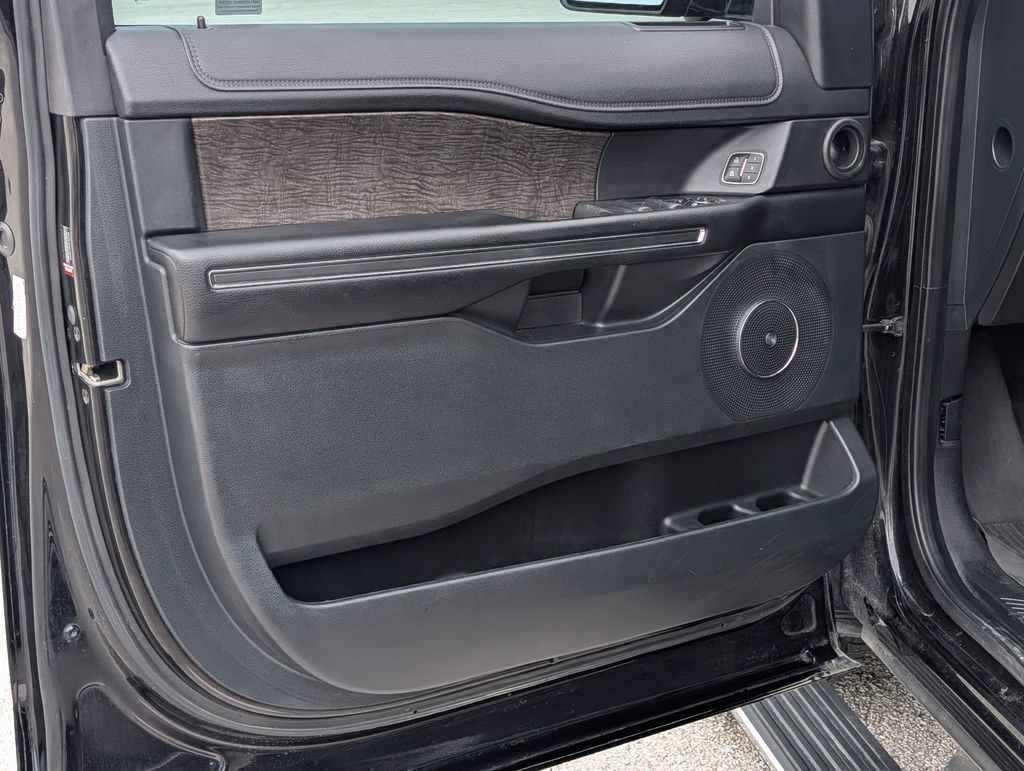 Certified 2020 Ford Expedition Limited w/ Equipment Group 302A RWD image 27