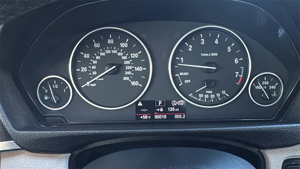 Used 2017 BMW 320i Sedan image 14