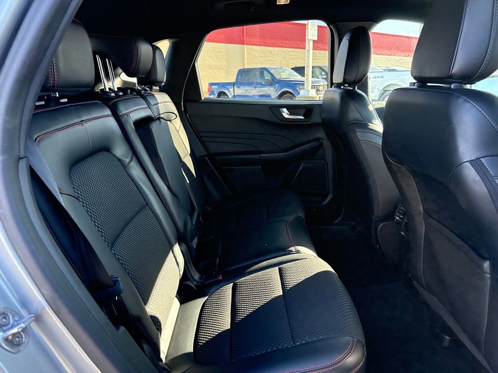 Certified 2023 Ford Escape ST-Line Select w/ Tech Pack #2 image 10