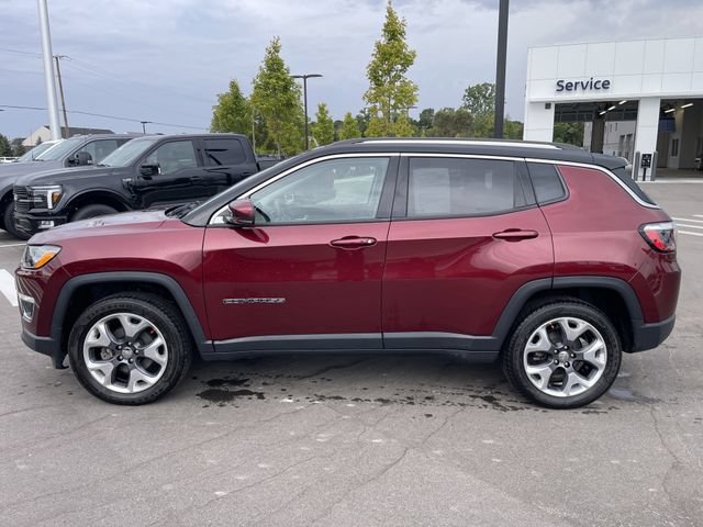 Used 2021 Jeep Compass Limited w/ Sun and Sound Group AWD/4WD image 2