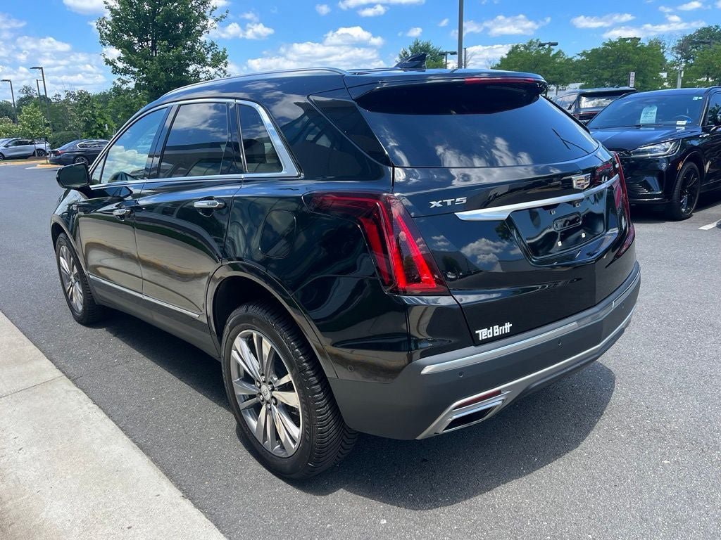 Used 2021 Cadillac XT5 Premium Luxury w/ Platinum Package FWD image 7