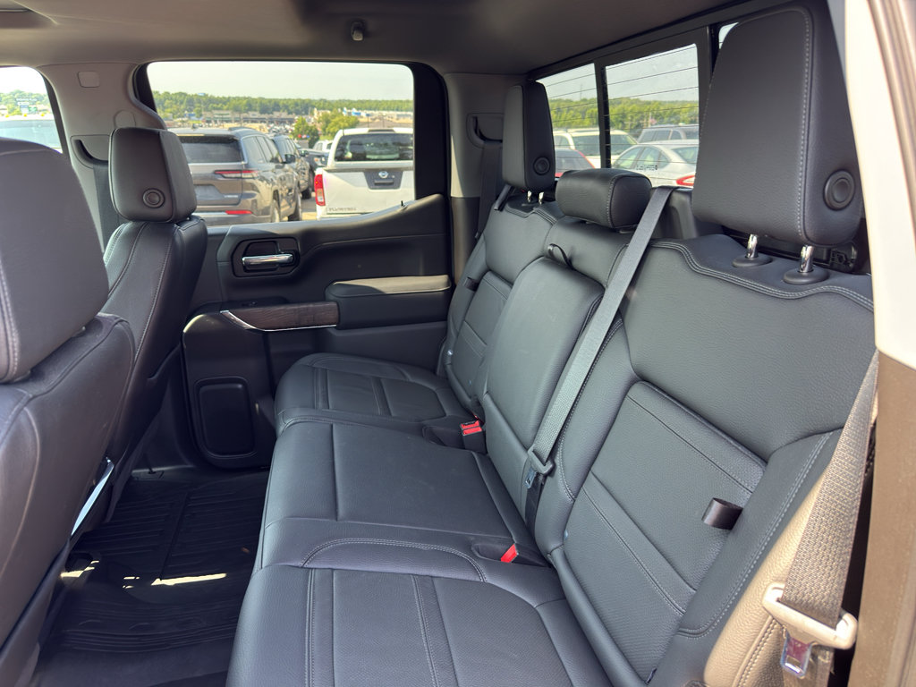 Used 2021 GMC Sierra 1500 Denali w/ Denali Ultimate Package AWD/4WD image 9