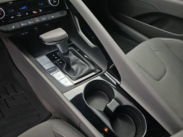 Used 2022 Hyundai Elantra SEL w/ Convenience Package FWD image 29