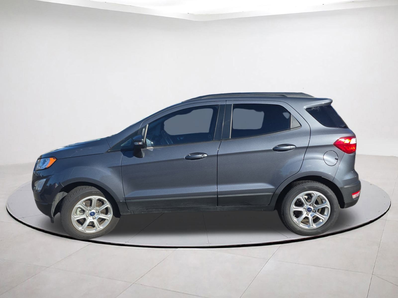 Certified 2019 Ford EcoSport SE image 4