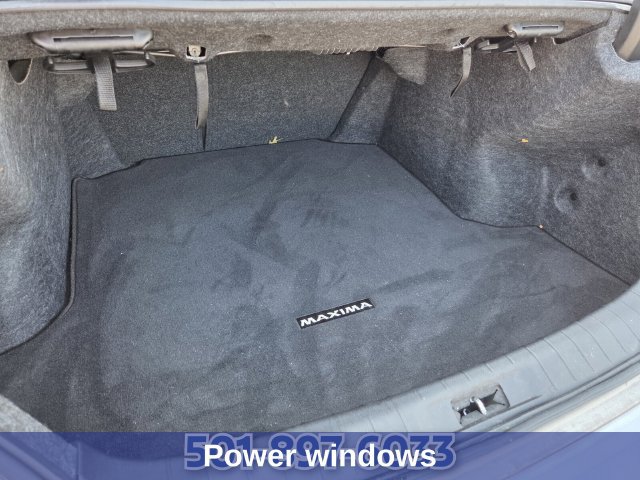 Used 2022 Nissan Maxima SR w/ Sport Mat Group FWD image 15