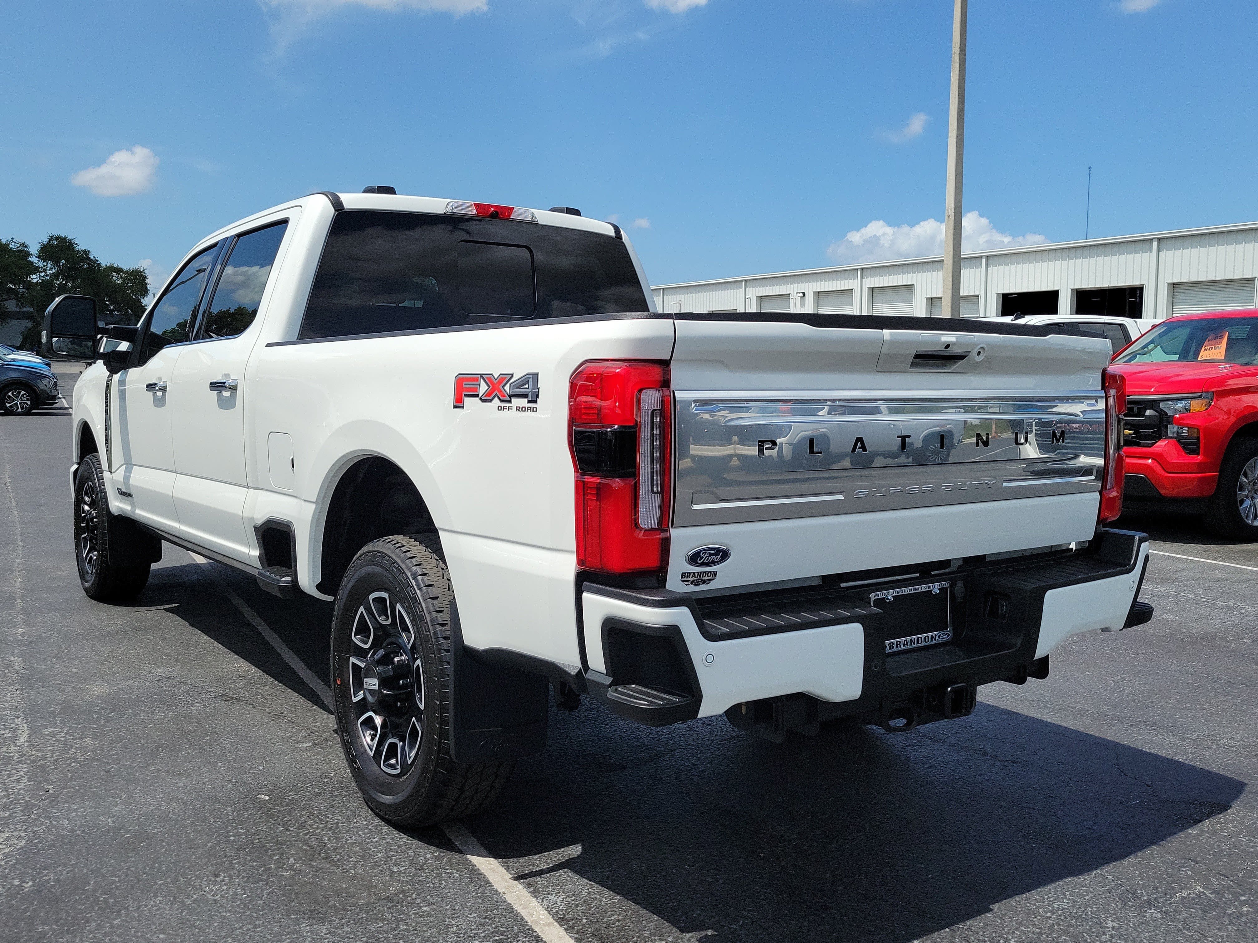 Certified 2024 Ford F250 Platinum w/ FX4 Off-Road Package AWD/4WD image 7