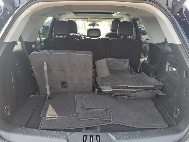 Certified 2023 Ford Explorer XLT w/ Equipment Group 202A AWD/4WD image 30