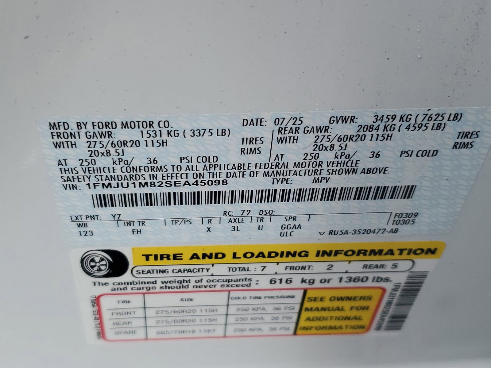 Certified 2025 Ford Expedition Platinum image 35