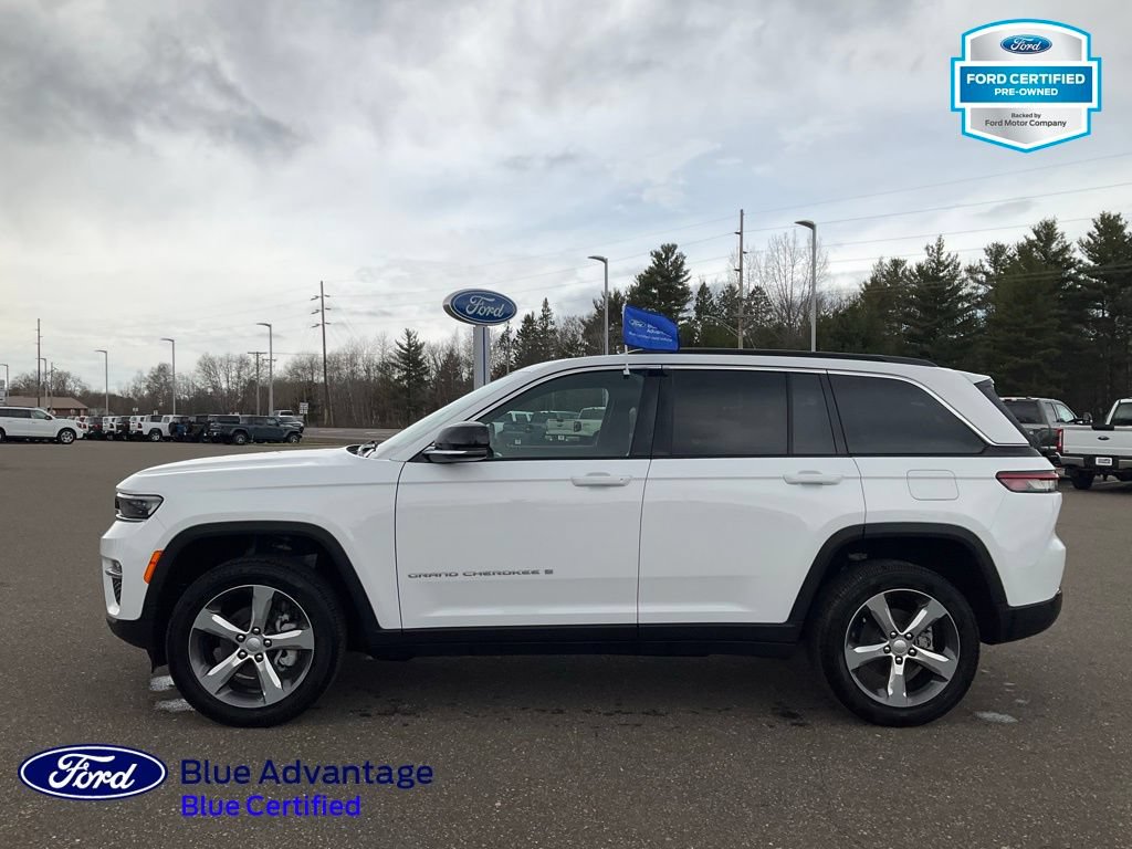 Used 2025 Jeep Grand Cherokee Limited AWD/4WD image 26