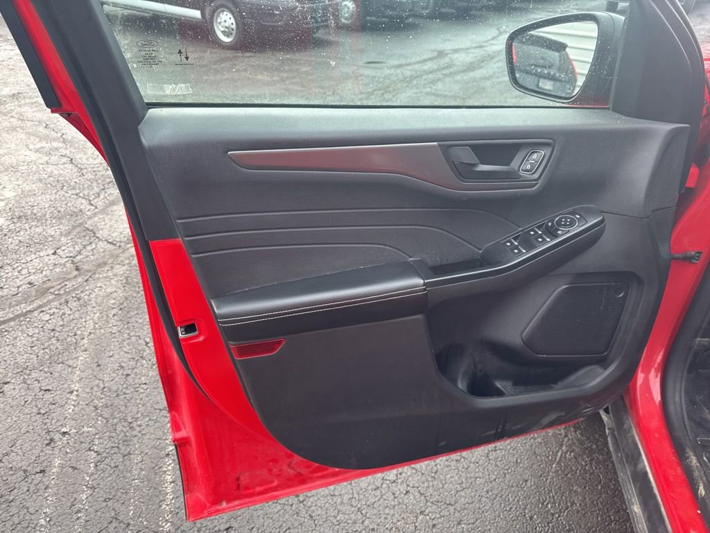 Certified 2024 Ford Escape Active image 9