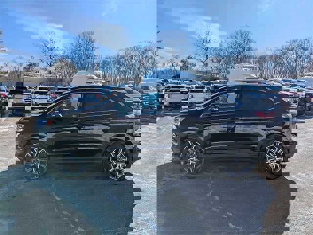 Certified 2020 Ford Edge Titanium image 2