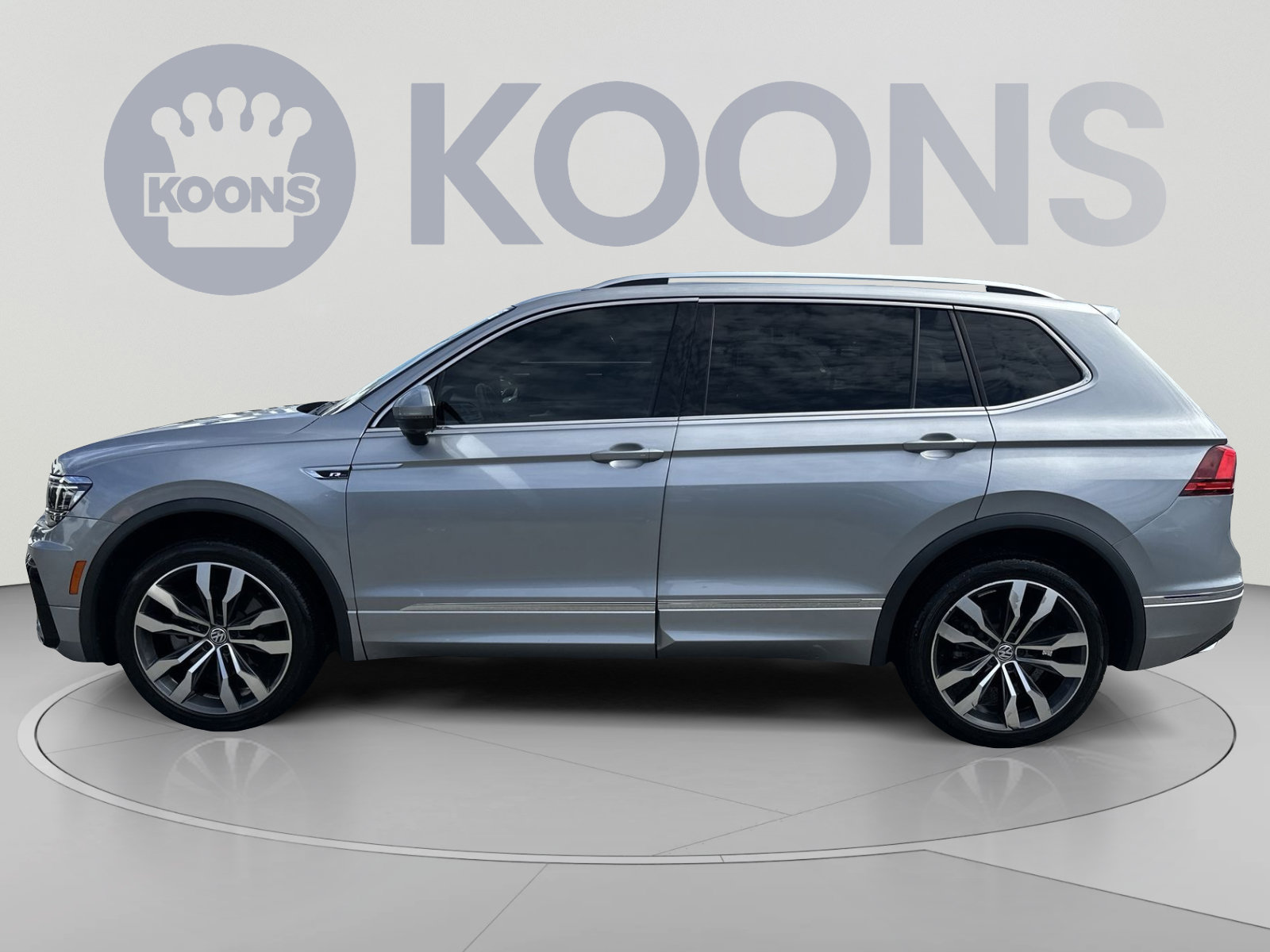 Used 2021 Volkswagen Tiguan SEL Premium R-Line AWD/4WD image 7