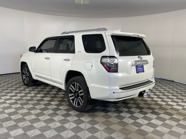 Used 2019 Toyota 4Runner Limited AWD/4WD image 2