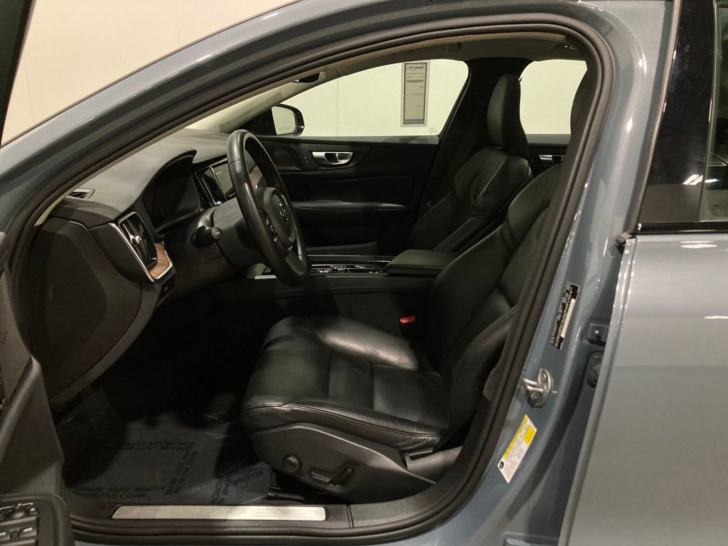 Used 2024 Volvo S60 B5 Plus image 21