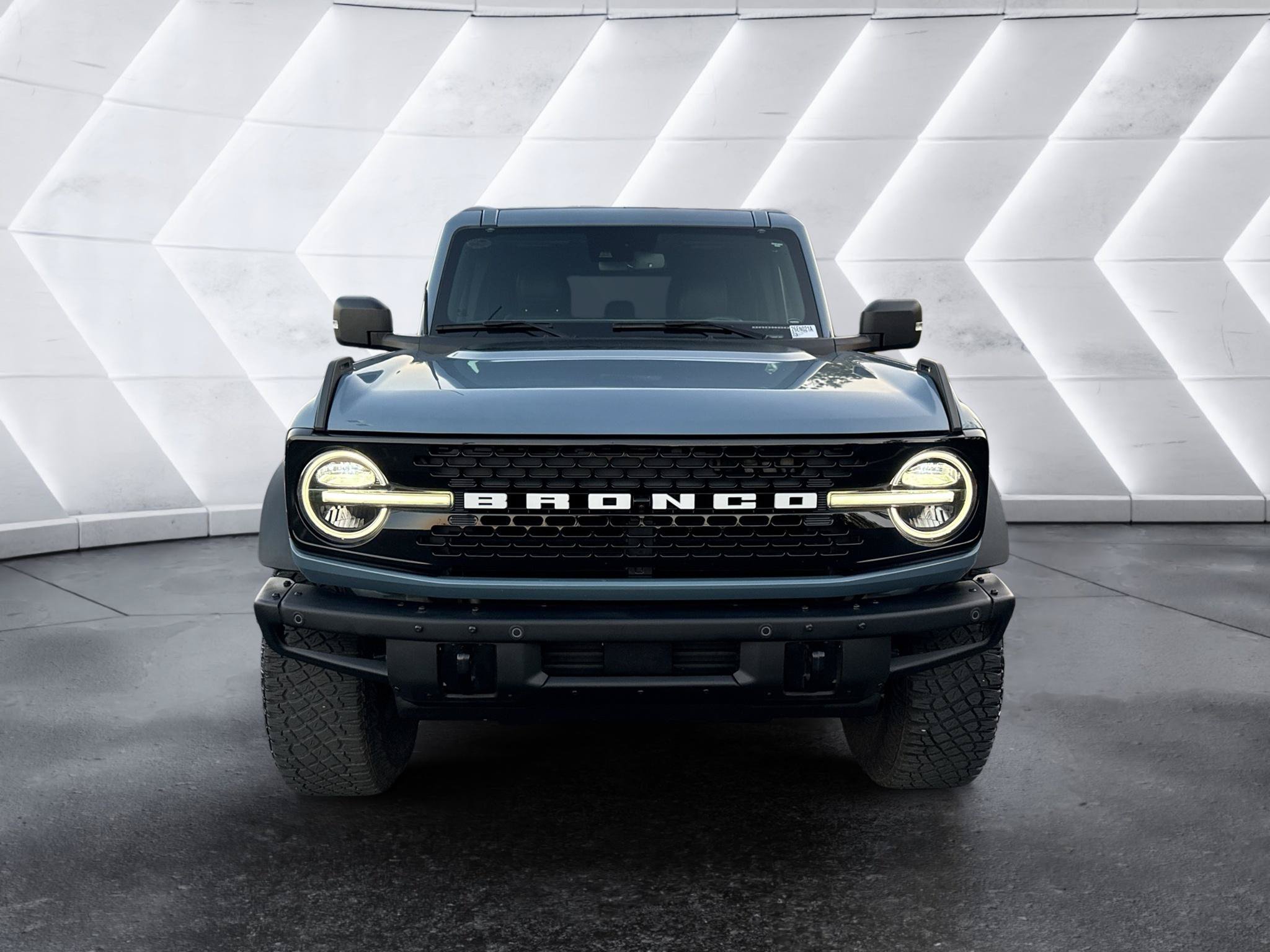 Certified 2024 Ford Bronco Wildtrak AWD/4WD image 2