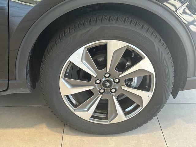 Certified 2024 Ford Escape Platinum AWD/4WD image 36