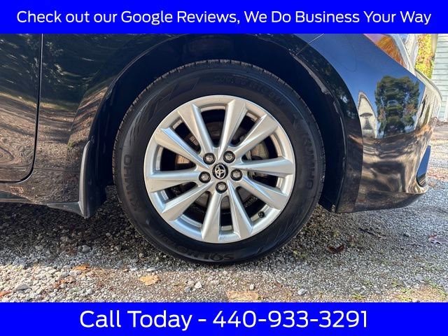 Used 2023 Toyota Corolla SE image 36