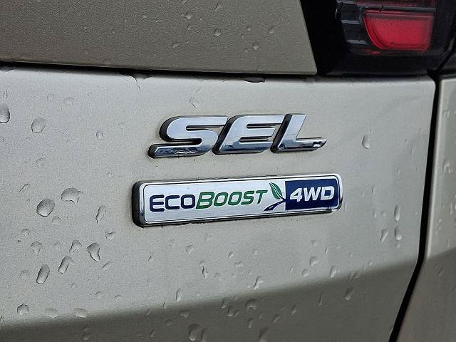 Certified 2018 Ford Escape SEL AWD/4WD image 33