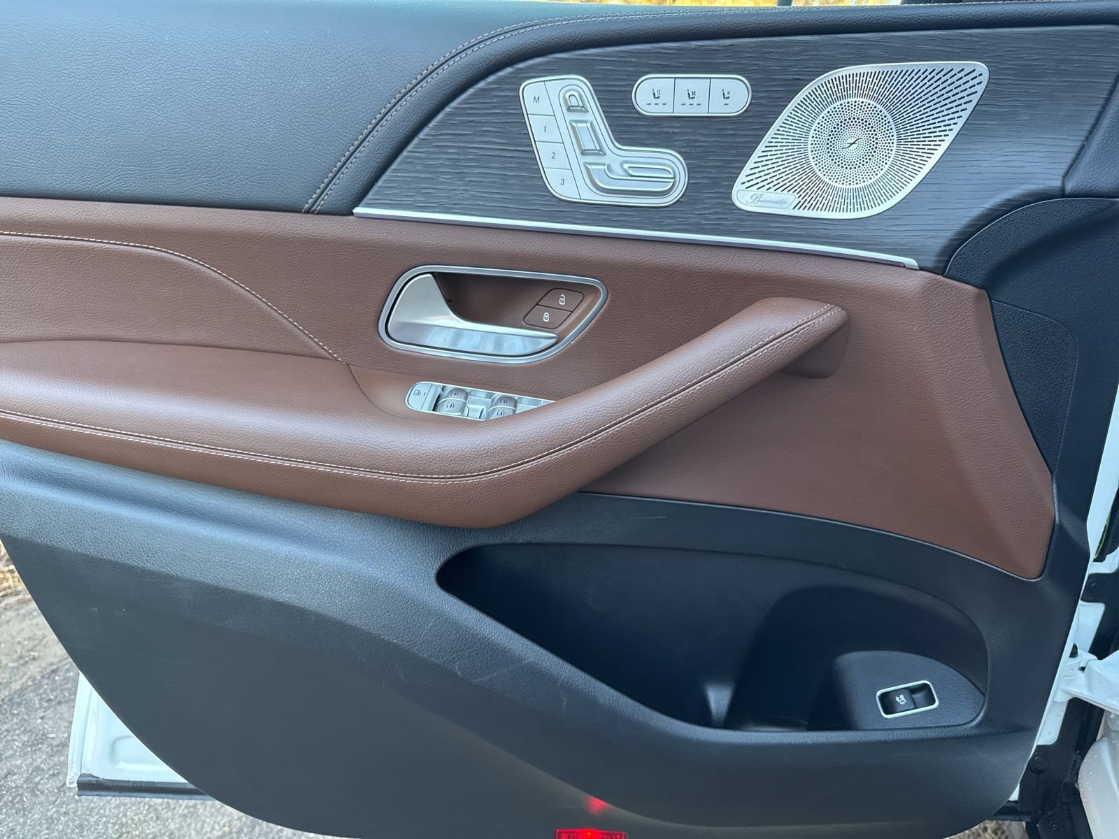 Used 2024 Mercedes-Benz GLE 350 4MATIC image 29