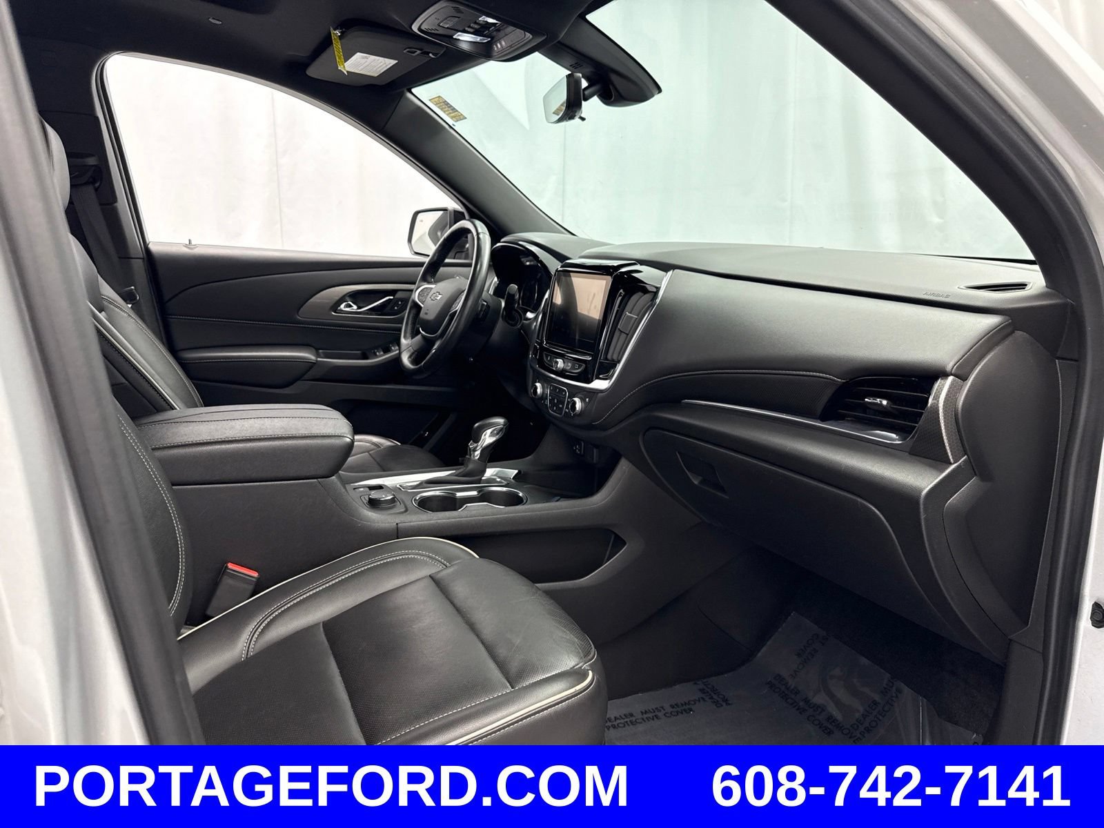 Used 2022 Chevrolet Traverse Premier w/ Redline Edition AWD/4WD image 30