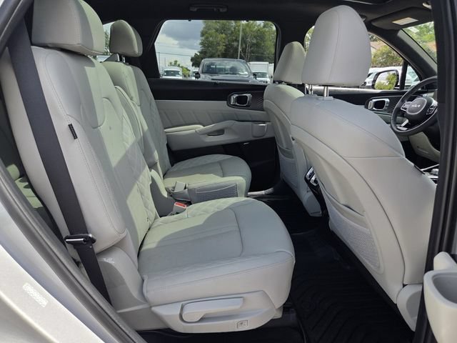 Used 2025 Kia Sorento SX Prestige AWD/4WD image 19