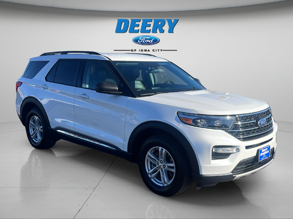 Certified 2022 Ford Explorer XLT w/ Equipment Group 202A AWD/4WD image 16