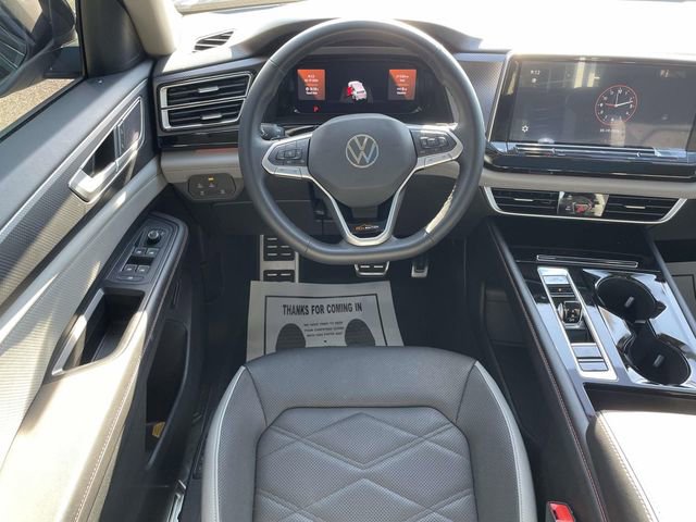 Used 2024 Volkswagen Atlas Peak Edition SEL AWD/4WD image 14